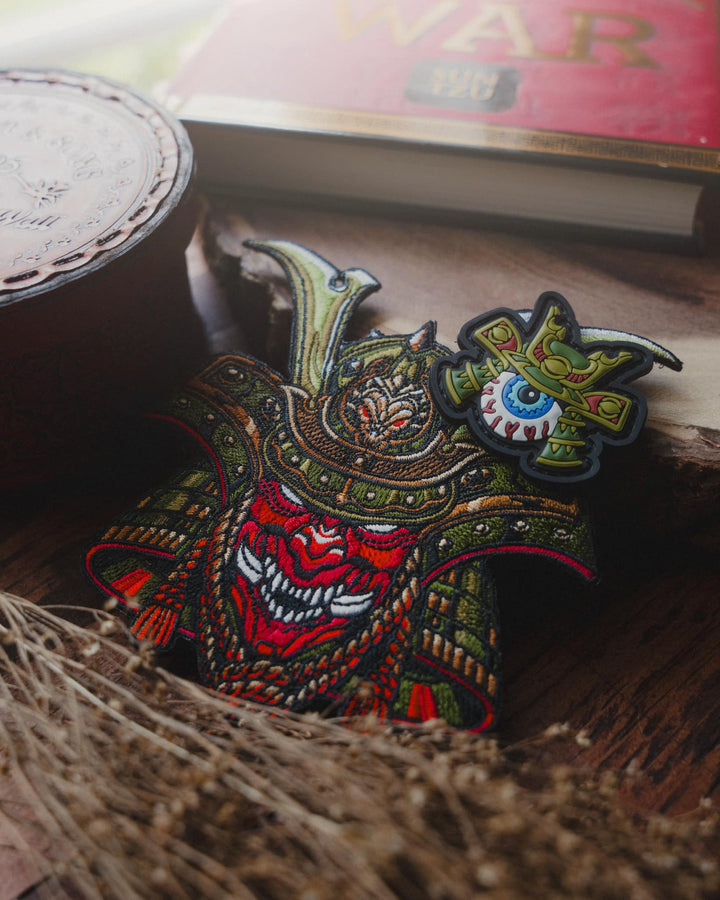 MADZ x FALSE EYEDOLS -Holding the Honor Samu